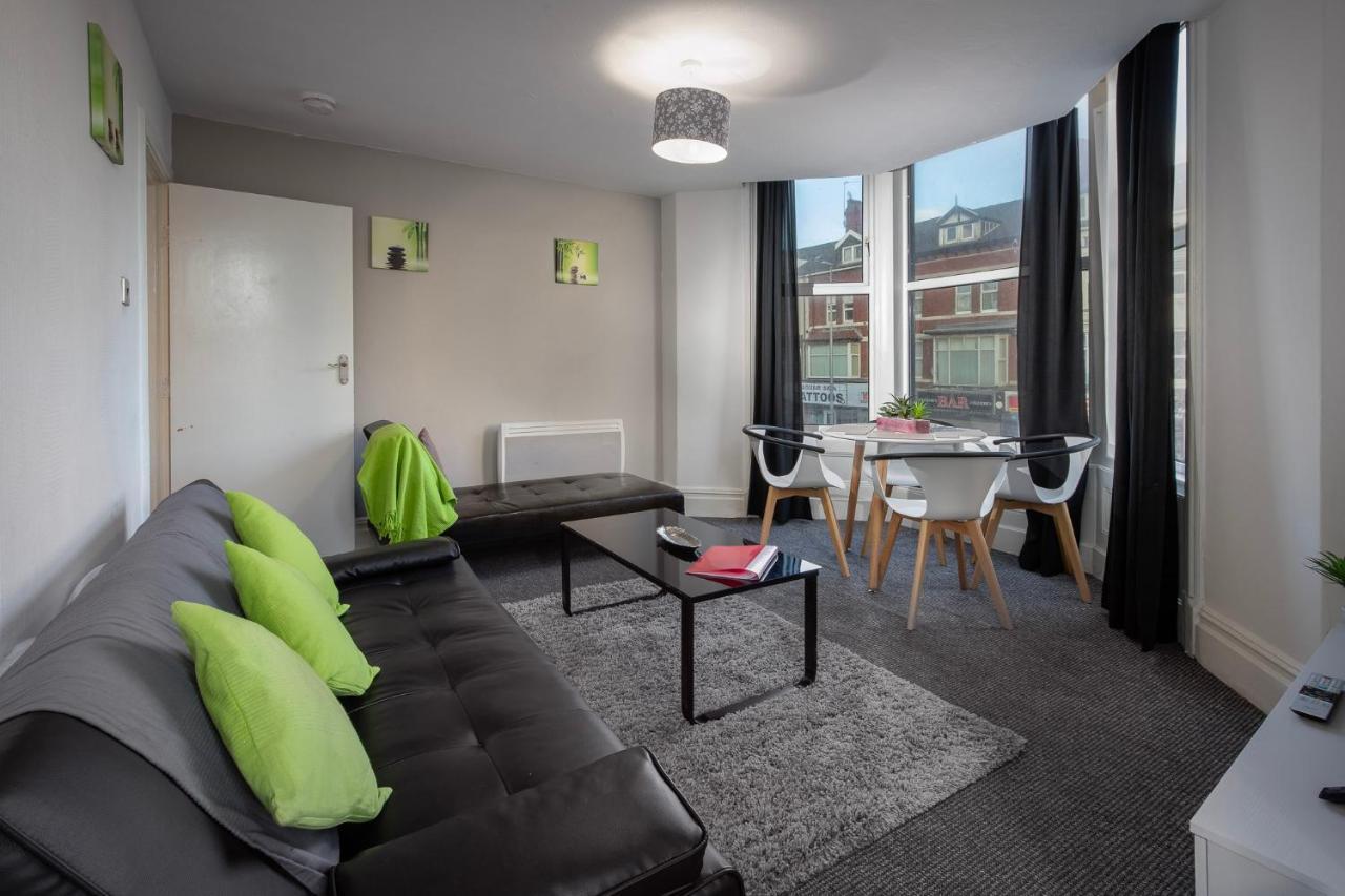 02 Springfield - Sleeps 6 Apartman Blackpool Kültér fotó